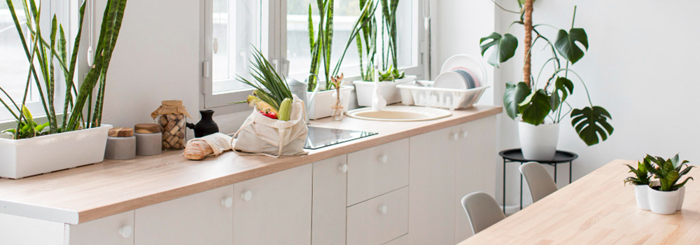 Cucina stile nordico Pavia: Forme pure e luce naturale